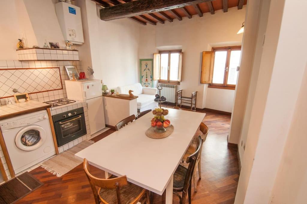 Romantic Apt In San Frediano Firenze Eksteriør billede