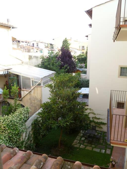Romantic Apt In San Frediano Firenze Eksteriør billede