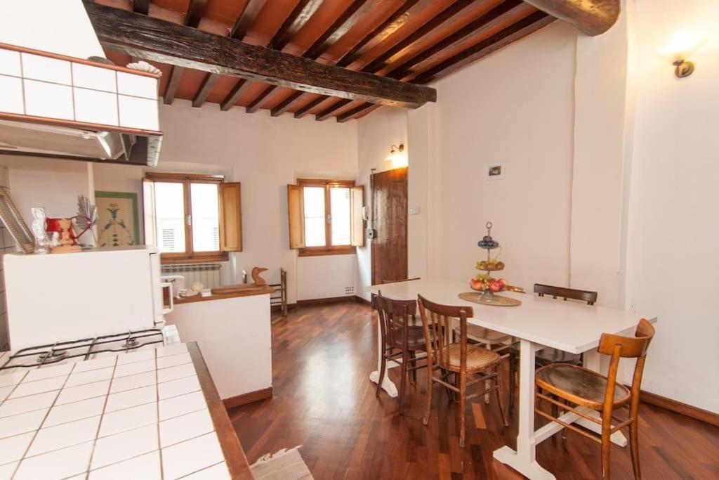 Romantic Apt In San Frediano Firenze Eksteriør billede