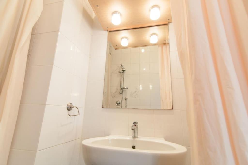 Romantic Apt In San Frediano Firenze Eksteriør billede